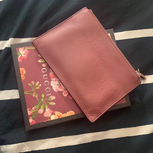 SOLD Authentic Gucci Blooms Full set clutch - Picture 5 of 8
